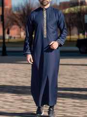 Elegant Men's Arabic Kandora Golden Embroidery Breathable Polyester Striped Long Robe for All Seasons